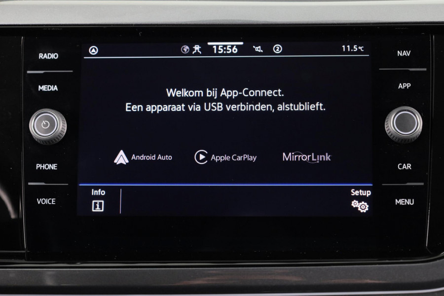 Volkswagen Polo 1.0 TSI Style 95 pk | Navigatie | LM-velgen|Parkeersensoren | Digital display| Adaptieve cruise control|