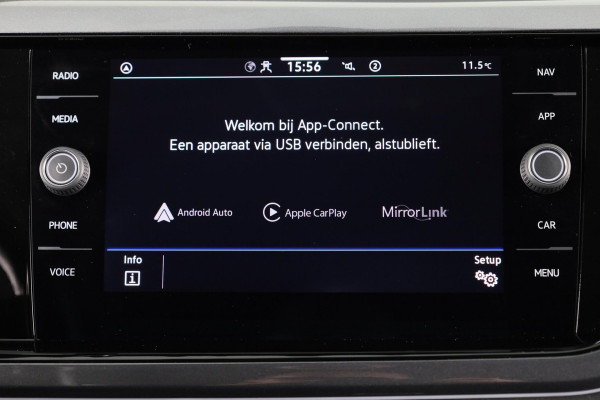 Volkswagen Polo 1.0 TSI Style 95 pk | Navigatie | LM-velgen|Parkeersensoren | Digital display| Adaptieve cruise control|