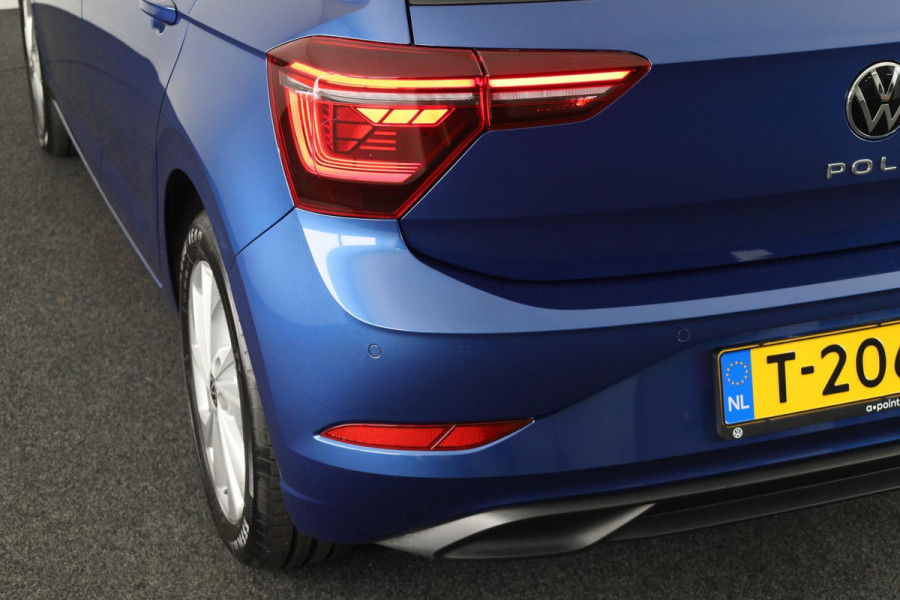 Volkswagen Polo 1.0 TSI Style 95 pk | Navigatie | LM-velgen|Parkeersensoren | Digital display| Adaptieve cruise control|