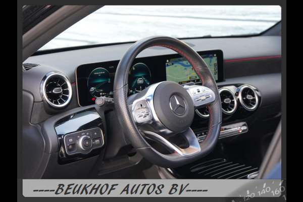 Mercedes-Benz A-Klasse 180 Business Amg Panorama Navi Xenon