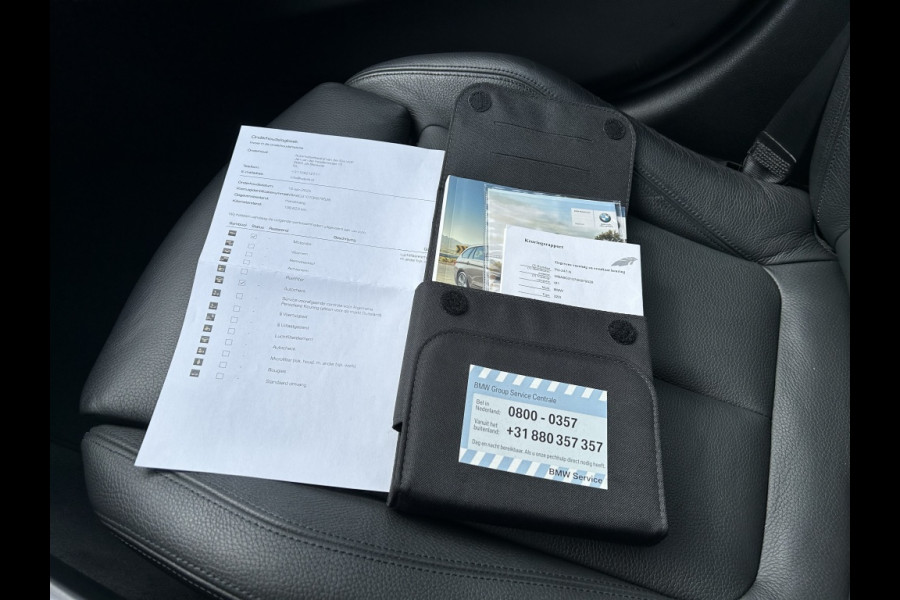 BMW 3 Serie Touring 320i Sp.L Exec.
