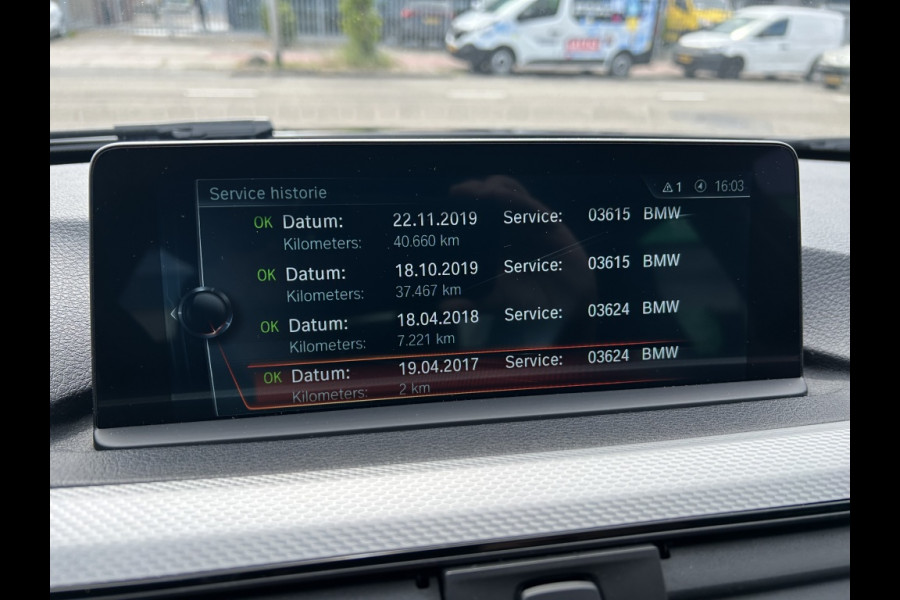 BMW 3 Serie Touring 320i Sp.L Exec.