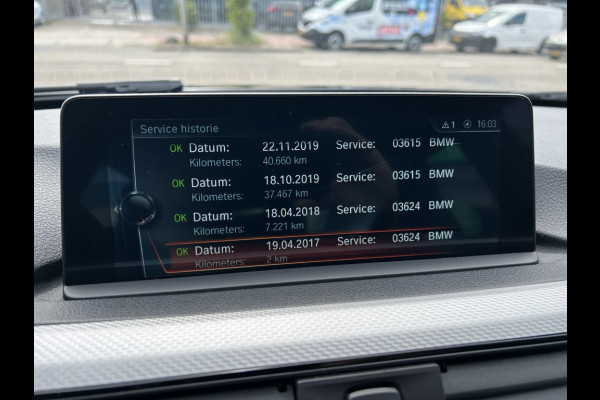 BMW 3 Serie Touring 320i Sp.L Exec.