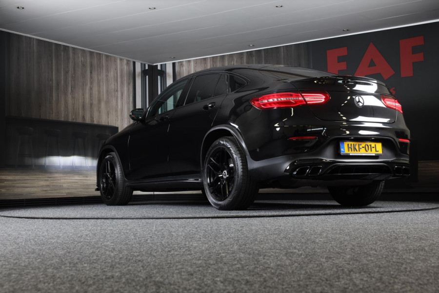 Mercedes-Benz GLC Coupé 250 4MATIC AMG 63 Look / AUT / Open Dak / Dode Hoek / Cruise Control / Camera / Pdc / Xenon / 19 In