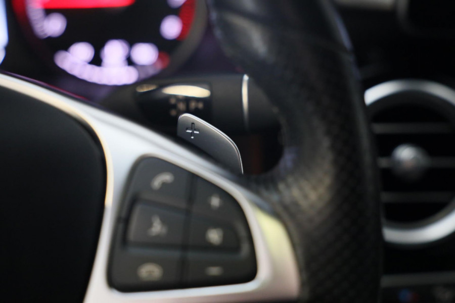 Mercedes-Benz GLC Coupé 250 4MATIC AMG 63 Look / AUT / Open Dak / Dode Hoek / Cruise Control / Camera / Pdc / Xenon / 19 In