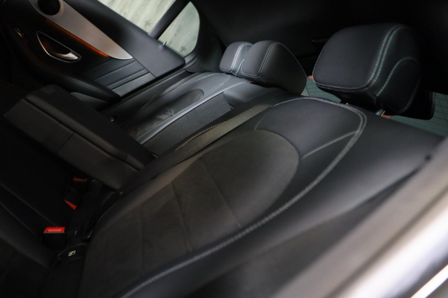 Mercedes-Benz GLC Coupé 250 4MATIC AMG 63 Look / AUT / Open Dak / Dode Hoek / Cruise Control / Camera / Pdc / Xenon / 19 In