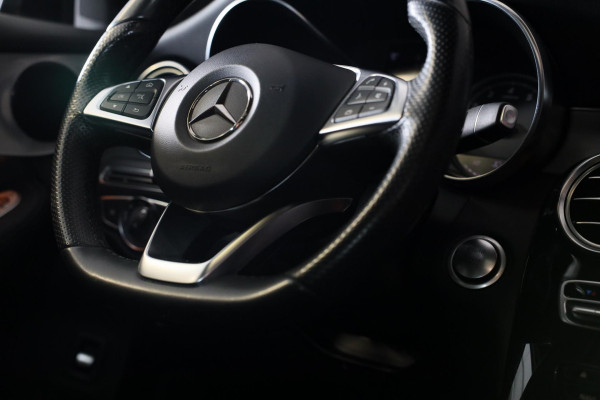 Mercedes-Benz GLC Coupé 250 4MATIC AMG 63 Look / AUT / Open Dak / Dode Hoek / Cruise Control / Camera / Pdc / Xenon / 19 In