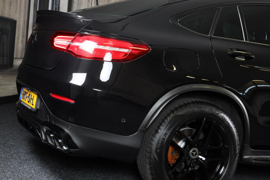 Mercedes-Benz GLC Coupé 250 4MATIC AMG 63 Look / AUT / Open Dak / Dode Hoek / Cruise Control / Camera / Pdc / Xenon / 19 In