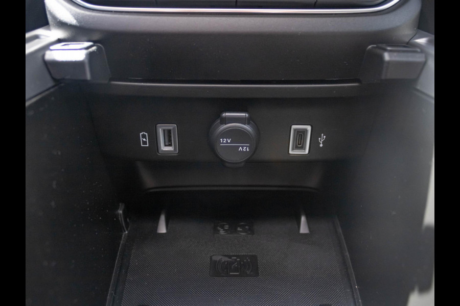 Jeep Avenger Summit 54 kWh | Schuif/Kanteldak | Winter Pack | Warmtepomp | Info&Convenience Pack | Full Operational Lease € 599,-