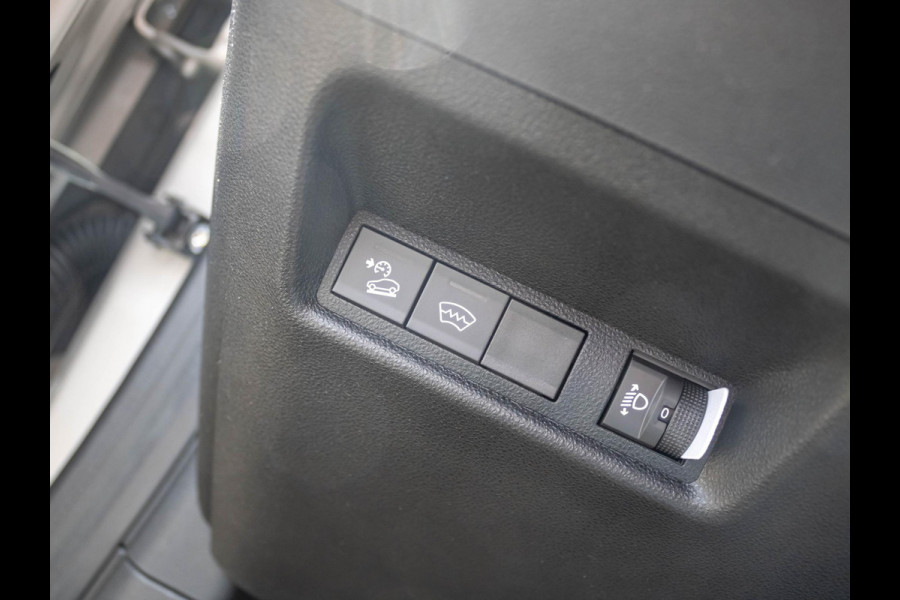 Jeep Avenger Summit 54 kWh | Schuif/Kanteldak | Winter Pack | Warmtepomp | Info&Convenience Pack | Full Operational Lease € 599,-