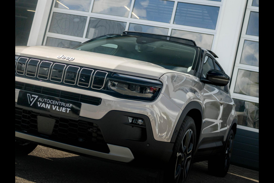 Jeep Avenger Summit 54 kWh | Schuif/Kanteldak | Winter Pack | Warmtepomp | Info&Convenience Pack | Full Operational Lease € 599,-