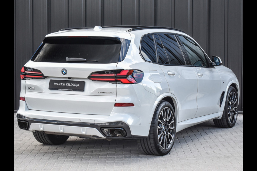 BMW X5 xDrive50e | M-SPORT | PANORAMADAK | LUCHTVERING | DRIVING ASSISTANT | ACTIVE CRUISE | COMFORT ACCESS | ICONIC GLOW | COMFORT SEA