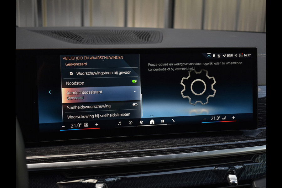 BMW X5 xDrive50e | M-SPORT | PANORAMADAK | LUCHTVERING | DRIVING ASSISTANT | ACTIVE CRUISE | COMFORT ACCESS | ICONIC GLOW | COMFORT SEA
