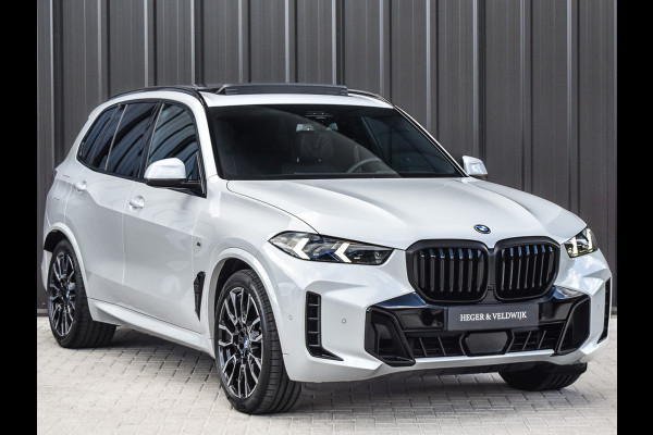 BMW X5 xDrive50e | M-SPORT | PANORAMADAK | LUCHTVERING | DRIVING ASSISTANT | ACTIVE CRUISE | COMFORT ACCESS | ICONIC GLOW | COMFORT SEA