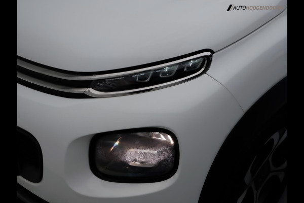 Citroën C3 Aircross 1.2 PureTech Shine 130pk (APPLE CARPLAY,AUTOMAAT,KEYLESS,PARKEERSENSOREN,CLIMATE,CRUISE,LM-VELGEN,TOPCONDITIE)