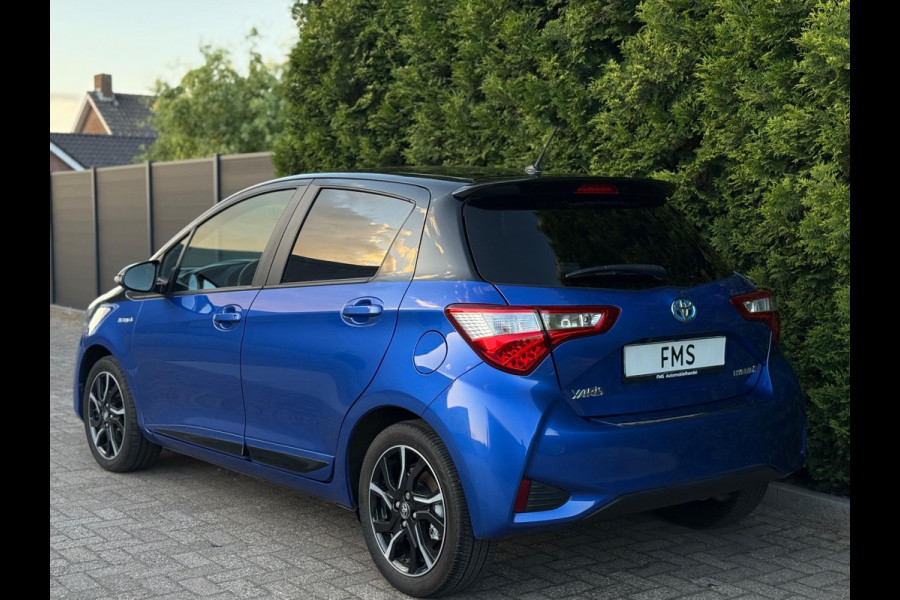 Toyota Yaris 1.5 Hybrid Bi-Tone Navigatie Camera