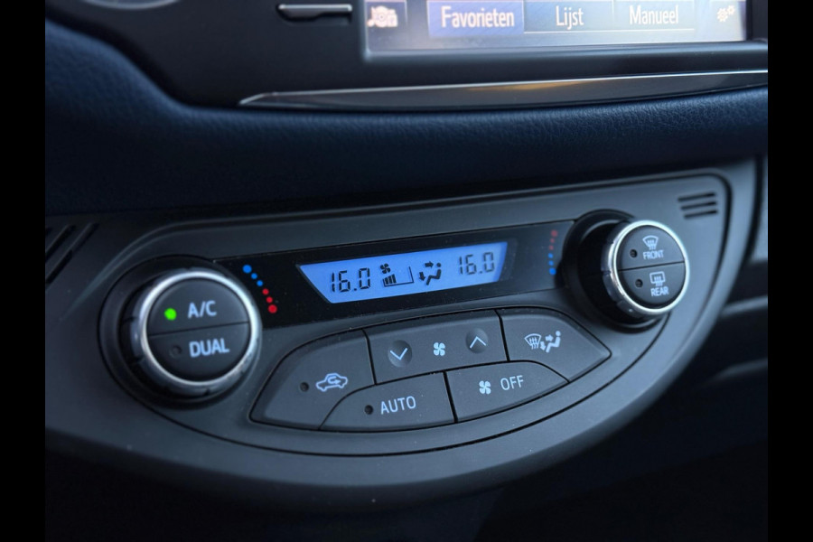 Toyota Yaris 1.5 Hybrid Bi-Tone Navigatie Camera