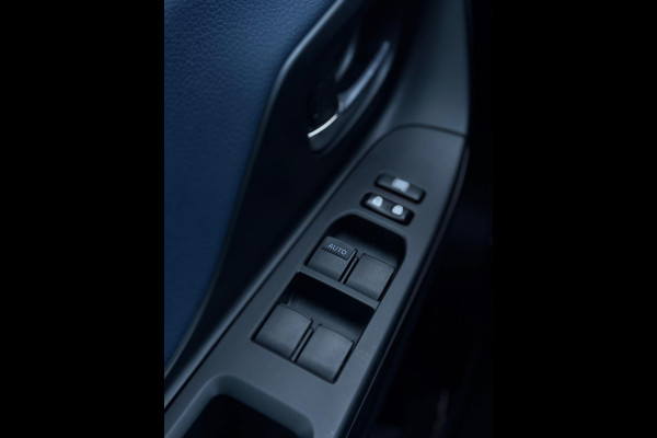 Toyota Yaris 1.5 Hybrid Bi-Tone Navigatie Camera