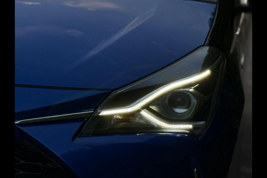 Toyota Yaris 1.5 Hybrid Bi-Tone Navigatie Camera