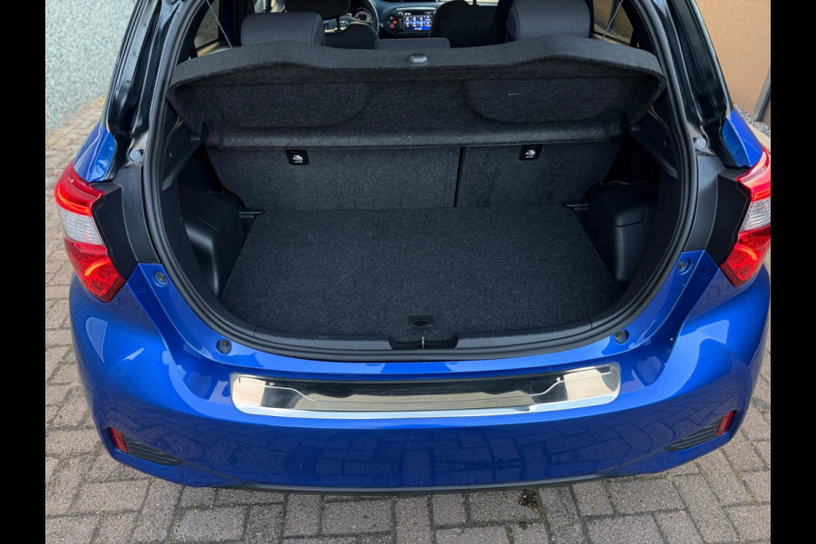 Toyota Yaris 1.5 Hybrid Bi-Tone Navigatie Camera