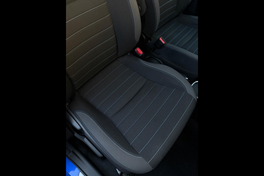 Toyota Yaris 1.5 Hybrid Bi-Tone Navigatie Camera