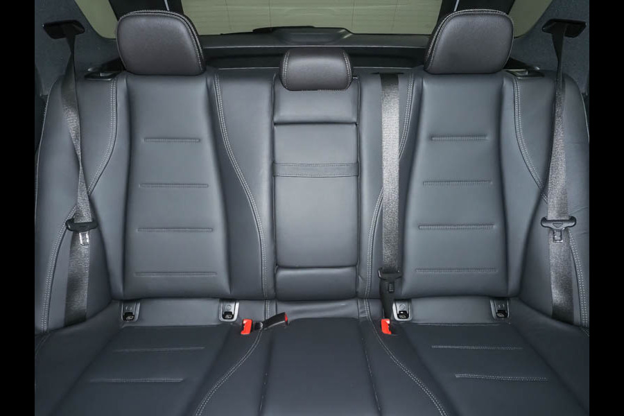 Mercedes-Benz GLE 400 e 4MATIC AMG Line Premium AMG Premium Line | Night Pakket | Rijassistentiepakket plus | Alarm |Stuur en Stoelverwarming. Inclusief 24 maanden MB Certified garantie voor Europa.