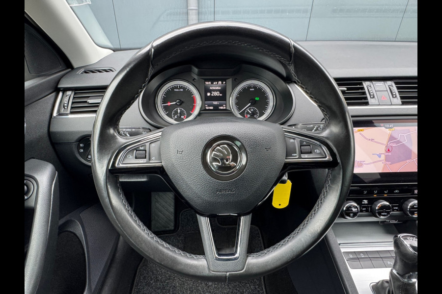 Škoda Octavia Combi 1.0 TSI * Cruise * PDC * Trekhaak * AppleCarPlay *