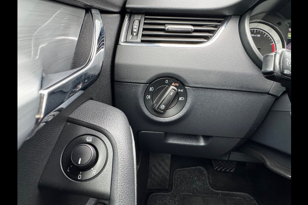 Škoda Octavia Combi 1.0 TSI * Cruise * PDC * Trekhaak * AppleCarPlay *