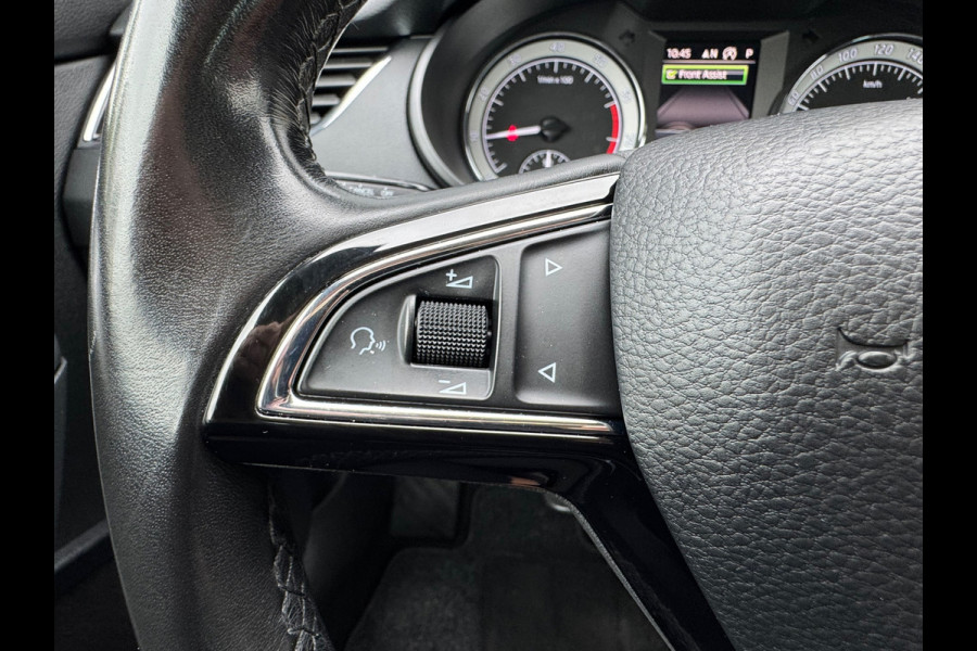 Škoda Octavia Combi 1.0 TSI * Cruise * PDC * Trekhaak * AppleCarPlay *