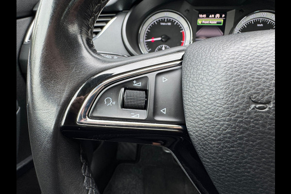 Škoda Octavia Combi 1.0 TSI * Cruise * PDC * Trekhaak * AppleCarPlay *
