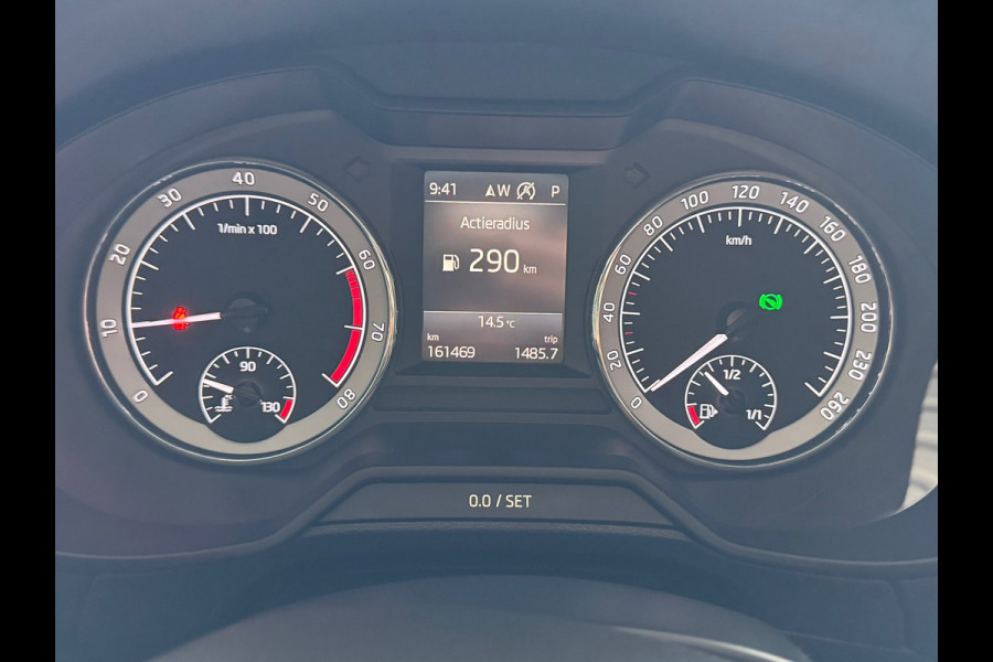 Škoda Octavia Combi 1.0 TSI * Cruise * PDC * Trekhaak * AppleCarPlay *