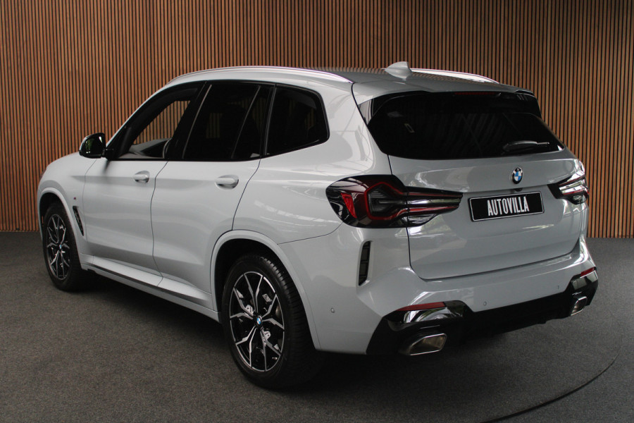 BMW X3 xDrive20i High Exe M-Pakket Leer Camera HUD ACC Navi Laser LED Elektr. achterklep Climate (3-zone) Elektr. trekhaak PDC LM velgen