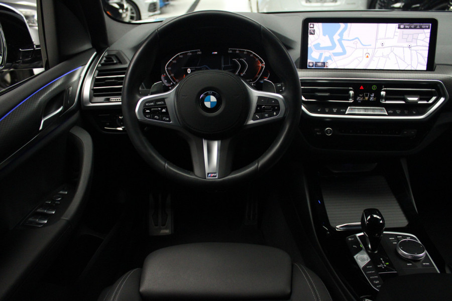 BMW X3 xDrive20i High Exe M-Pakket Leer Camera HUD ACC Navi Laser LED Elektr. achterklep Climate (3-zone) Elektr. trekhaak PDC LM velgen