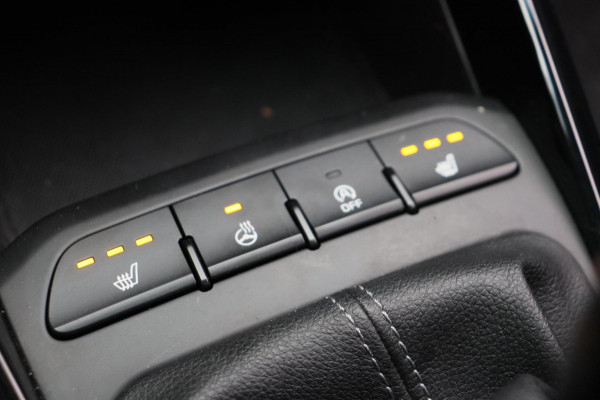 Kia Stonic 1.0 T-GDi ExecutiveLine Carplay Leder Camera Navigatie * 1e Eigenaar *