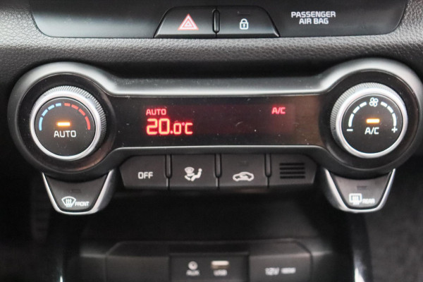 Kia Stonic 1.0 T-GDi ExecutiveLine Carplay Leder Camera Navigatie * 1e Eigenaar *