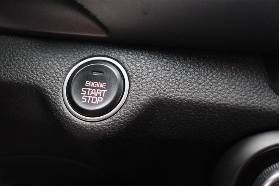 Kia Stonic 1.0 T-GDi ExecutiveLine Carplay Leder Camera Navigatie * 1e Eigenaar *