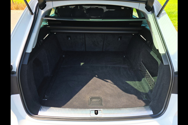 Audi A4 Avant 35 TFSI Pro Line - Automaat - 150 Pk - Euro 6 - Navi - Stoelverwarming