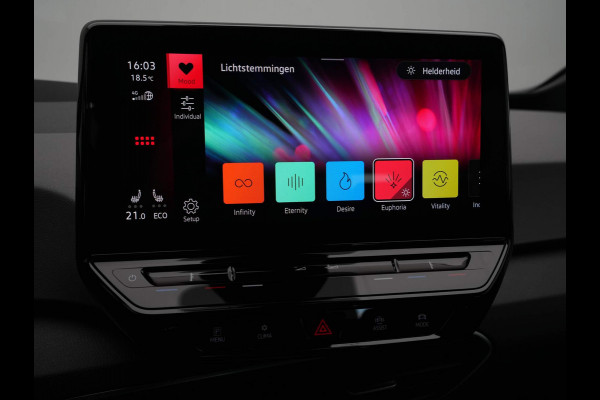 Volkswagen ID.3 Pro 58 kWh 204pk Navigatie Privacyglas Pdc Acc Stoelverwarming 238