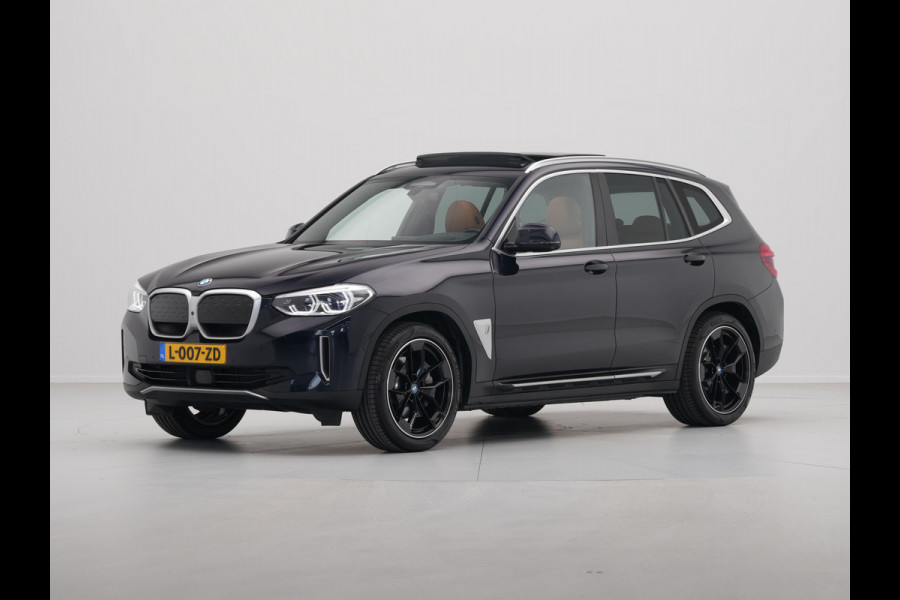 BMW iX3 High Executive 80 kWh 285pk Panorama Navigatie Trekhaak Stoelverwarming 115