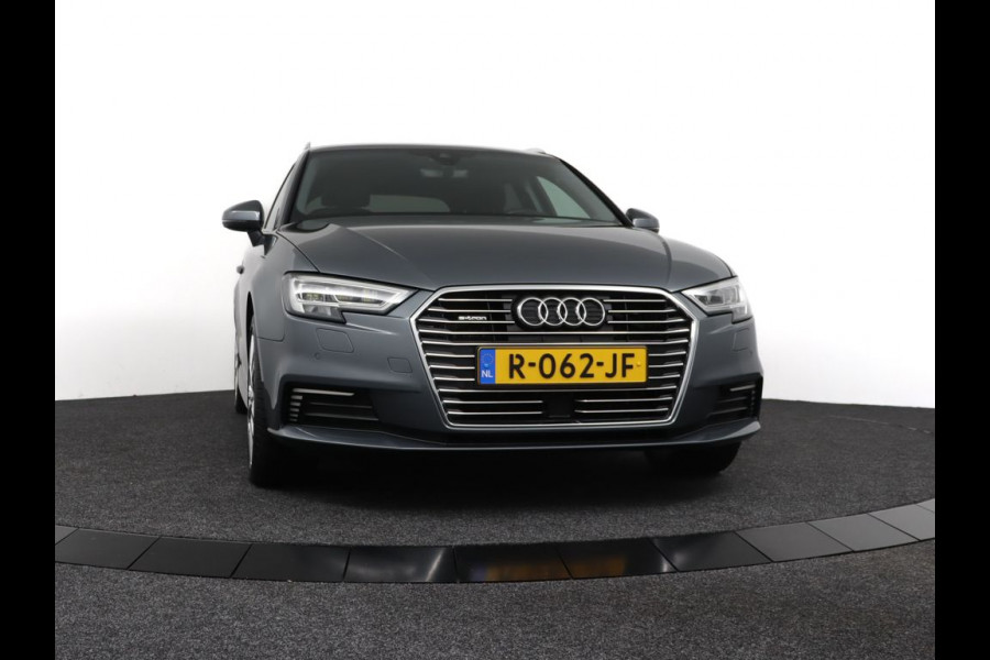 Audi A3 Sportback PHEV 40 e-tron Advance Sport - Stoelverwarming - Navigatie - Trekhaak Afneembaar - Vitual Cockpit- Cruise Control - 12 maanden Bovag garantie