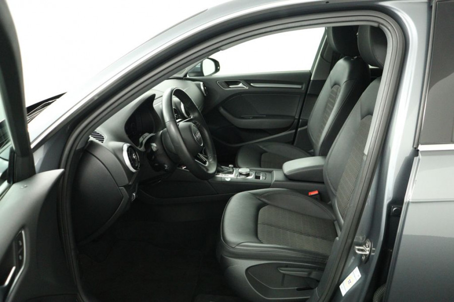 Audi A3 Sportback PHEV 40 e-tron Advance Sport - Stoelverwarming - Navigatie - Trekhaak Afneembaar - Vitual Cockpit- Cruise Control - 12 maanden Bovag garantie