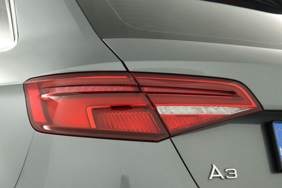 Audi A3 Sportback PHEV 40 e-tron Advance Sport - Stoelverwarming - Navigatie - Trekhaak Afneembaar - Vitual Cockpit- Cruise Control - 12 maanden Bovag garantie