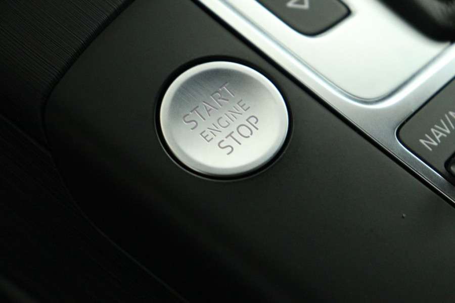 Audi A3 Sportback PHEV 40 e-tron Advance Sport - Stoelverwarming - Navigatie - Trekhaak Afneembaar - Vitual Cockpit- Cruise Control - 12 maanden Bovag garantie
