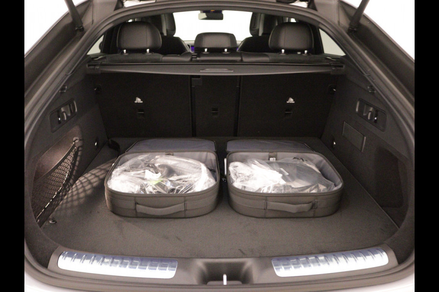 Mercedes-Benz GLC 300 e 4MATIC AMG Line | DIGITAL LIGHT | KEYLESS GO-comfortpakket | Parkeerpakket met 360°-camera | Memorypakket | EASY PACK achterklep | 	URBAN GUARD voertuigbescherming plus |