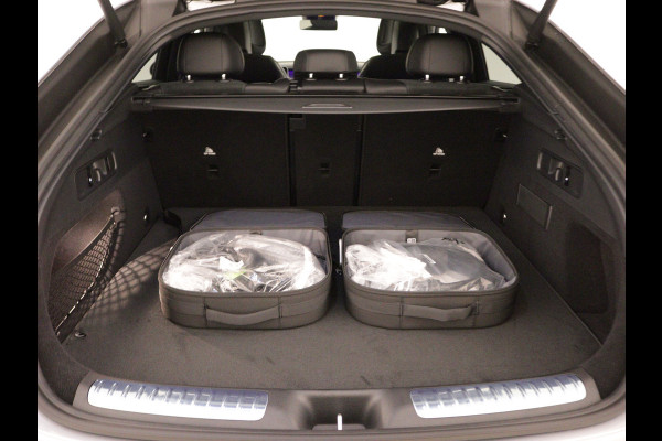 Mercedes-Benz GLC 300 e 4MATIC AMG Line | DIGITAL LIGHT | KEYLESS GO-comfortpakket | Parkeerpakket met 360°-camera | Memorypakket | EASY PACK achterklep | 	URBAN GUARD voertuigbescherming plus |