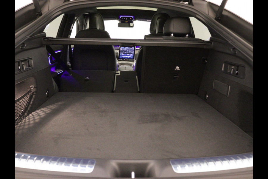 Mercedes-Benz GLC 300 e 4MATIC AMG Line | DIGITAL LIGHT | KEYLESS GO-comfortpakket | Parkeerpakket met 360°-camera | Memorypakket | EASY PACK achterklep | 	URBAN GUARD voertuigbescherming plus |