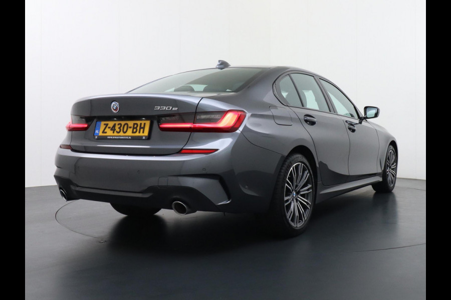 BMW 3-serie 330e High Executive CAMERA | ADAP. CRUISE | RIJKLAAR INCL. 12 MND. BOVAGGARANTIE