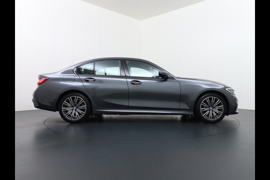 BMW 3-serie 330e High Executive CAMERA | ADAP. CRUISE | RIJKLAAR INCL. 12 MND. BOVAGGARANTIE