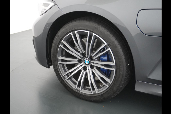 BMW 3-serie 330e High Executive CAMERA | ADAP. CRUISE | RIJKLAAR INCL. 12 MND. BOVAGGARANTIE