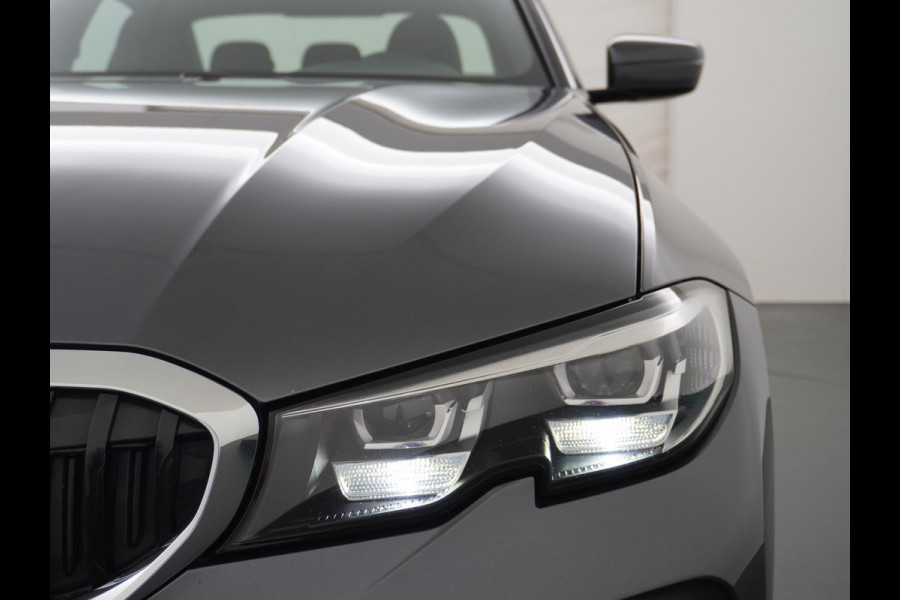 BMW 3-serie 330e High Executive CAMERA | ADAP. CRUISE | RIJKLAAR INCL. 12 MND. BOVAGGARANTIE